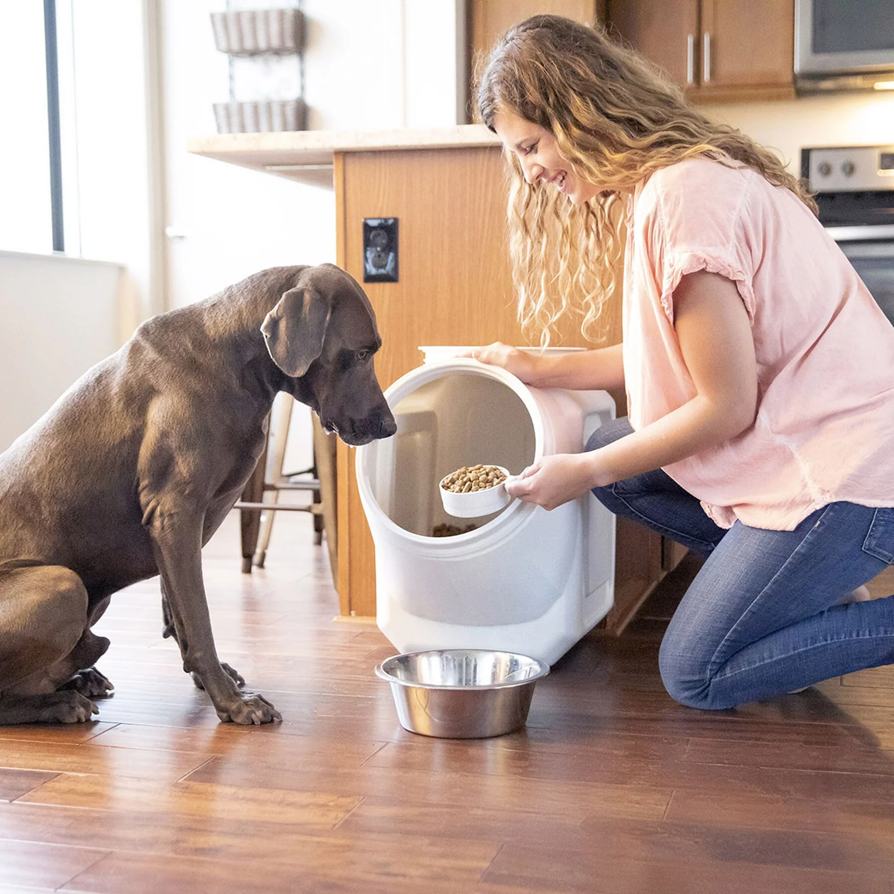 Vittles Vault Outback Stackable Pet Food Storage Container - Image 7